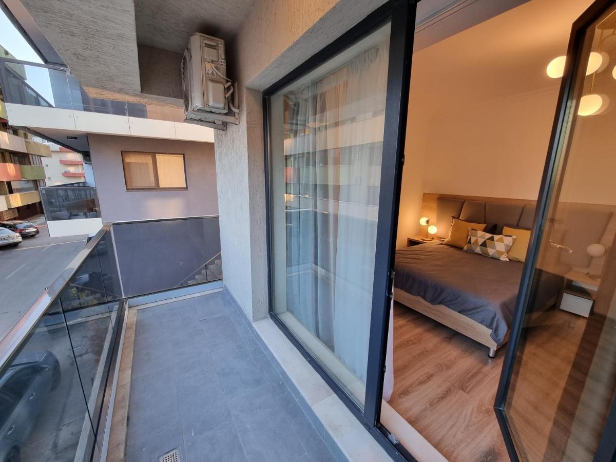 Breeze Studio Lägenhet Mamaia Exteriör bild
